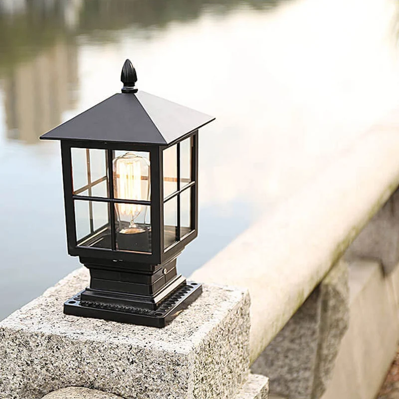 Europäische Outdoor-Säulenleuchte, wasserdicht, rostfrei, Terrassenlampe mit einer Lichtquelle