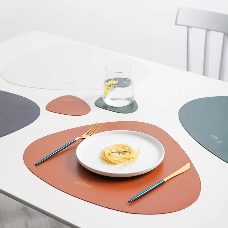 4-farbiges Dreiecks-Platzmatten-Set | Skanto