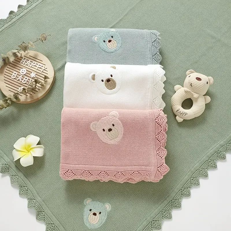 Babydecke Baumwolle 100% – Süßes Bär-Muster - Strickdecke für Neugeborene