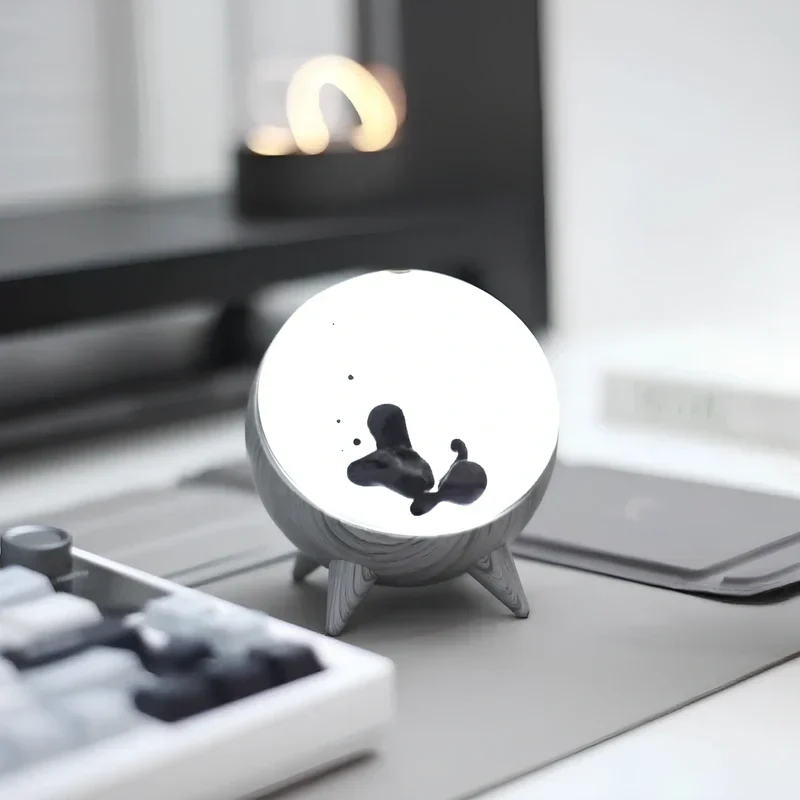 Deko-Objekt mit Magnetflüssigkeit – reagiert auf Klang, Bluetooth und AUX