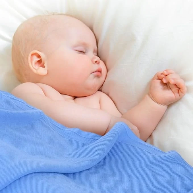Little Dedi® – Strickdecke für Baby - 80x100 cm (OEKO-TEX)