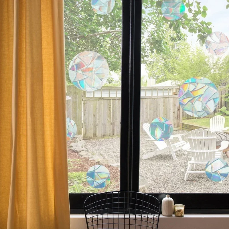 Fensterfolien mit Prismaeffekt – haften statisch, ohne Kleber