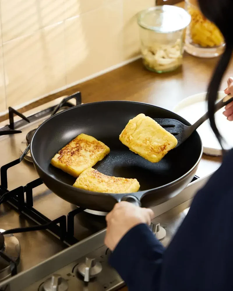 THERMOS Premium Coat Frying Pan 28 cm Brown-Gold Non-Stick 700g