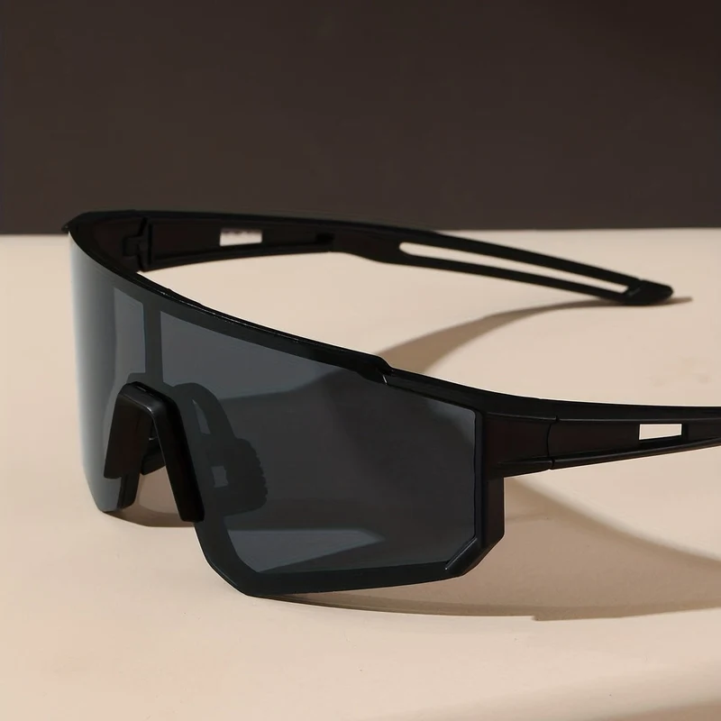 Sportsonnenbrille – Beschichtete Gläser mit UV-Filter und Wrap-Fassung