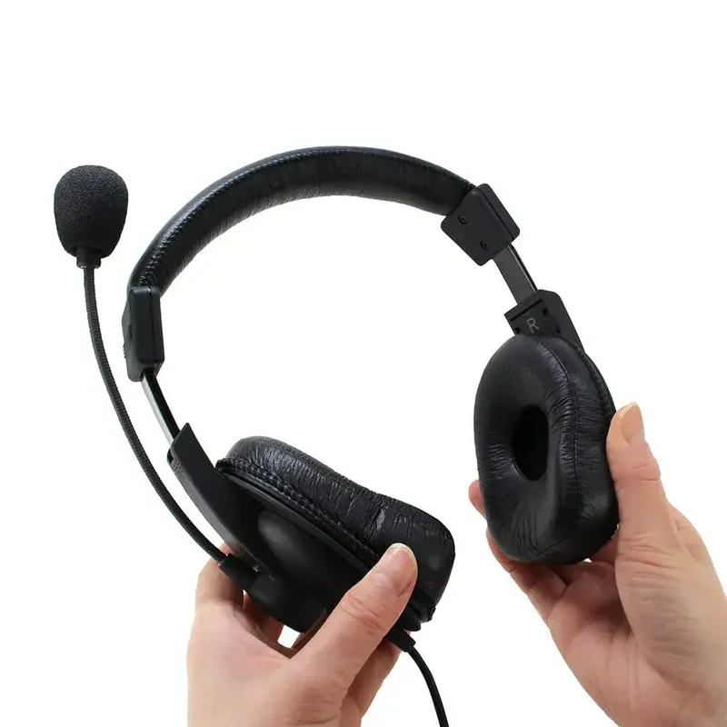 Soundwarrior Lightweight Wired USB C Headset with Adapter for Daily Audio