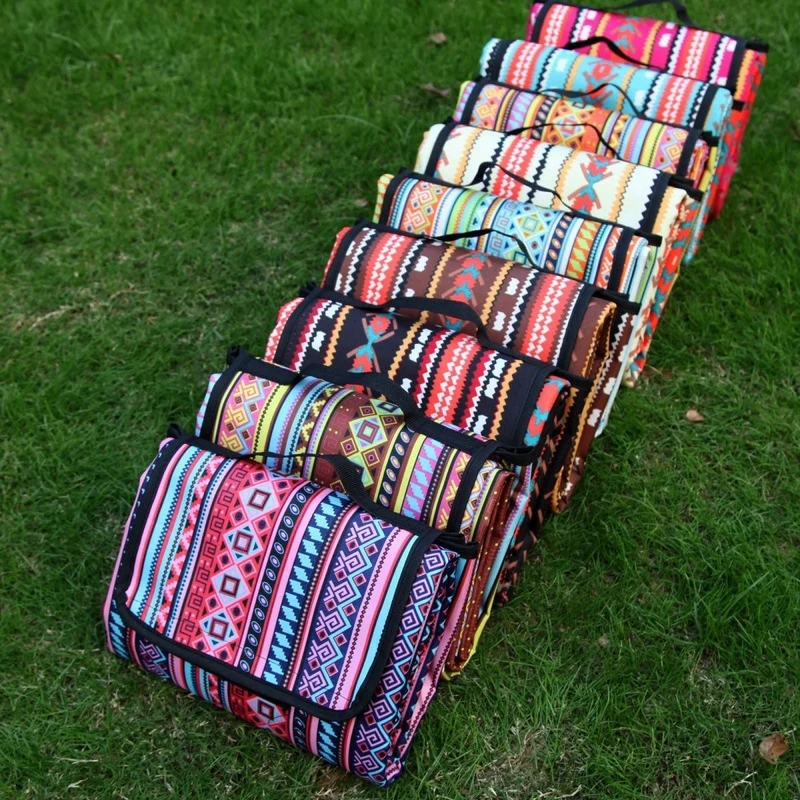 Picknickdecke wasserdicht – 150 x 200 cm aus Baumwollmix mit Musterdruck