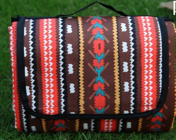 Picknickdecke wasserdicht – 150 x 200 cm aus Baumwollmix mit Musterdruck
