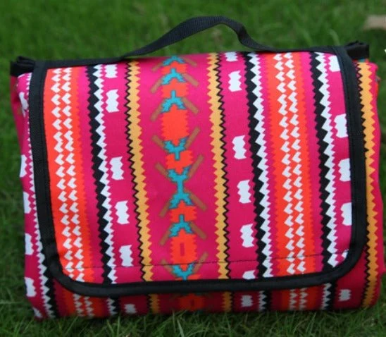 Picknickdecke wasserdicht – 150 x 200 cm aus Baumwollmix mit Musterdruck