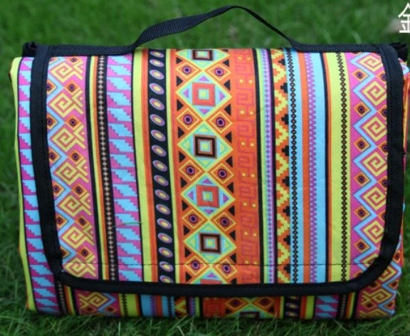 Picknickdecke wasserdicht – 150 x 200 cm aus Baumwollmix mit Musterdruck