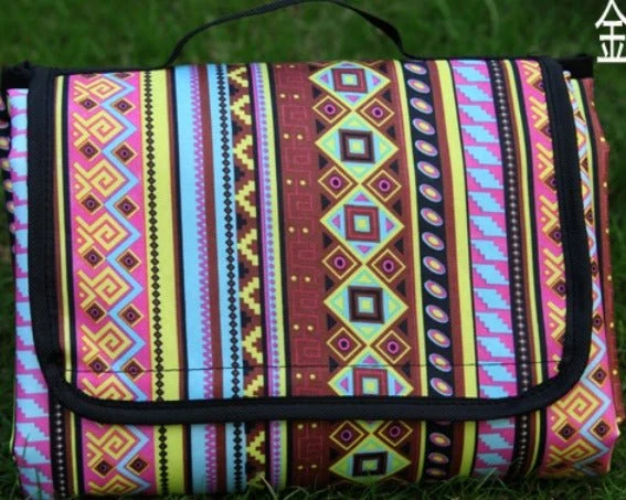 Picknickdecke wasserdicht – 150 x 200 cm aus Baumwollmix mit Musterdruck