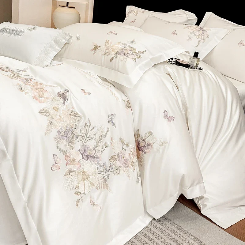 Egyptian Cotton Bettwäsche 4-teilig – 600 TC mit Blumenstickerei