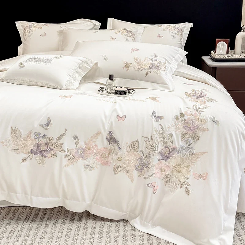 Egyptian Cotton Bettwäsche 4-teilig – 600 TC mit Blumenstickerei