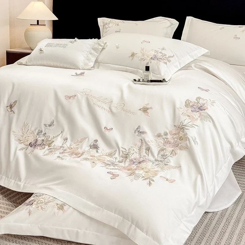 Egyptian Cotton Bettwäsche 4-teilig – 600 TC mit Blumenstickerei