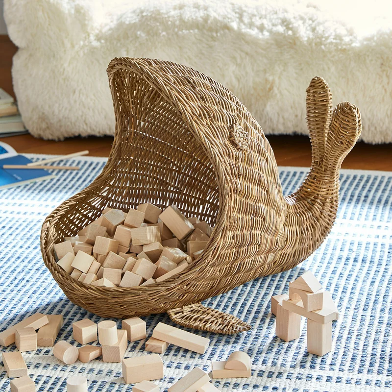 CHERUBOO Wal-Rattankorb – Verspielter handgeflochtener Aufbewahrungskorb aus Rattan im Wal-Design für Kinderzimmer