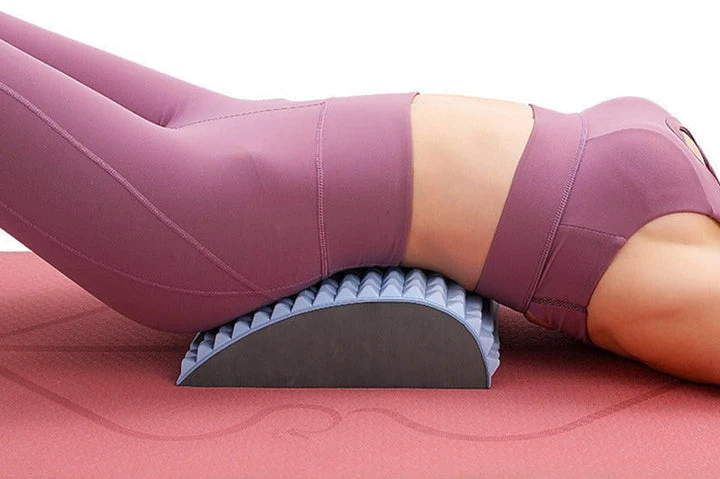 Ergonomische Rückenstreckhilfe – Sanftes Dehnen der Wirbelsäule