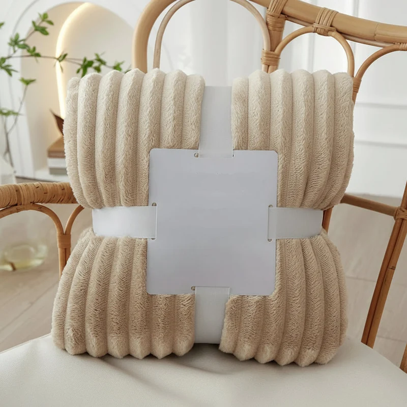 Flanell Plüsch Decke – Weich, Warm & Stilvolles Streifenmuster