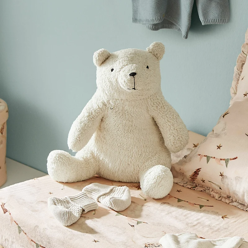 HUGO Kuschelteddy – Klassischer Stoffbär aus weicher Baumwolle für Kinderkomfort