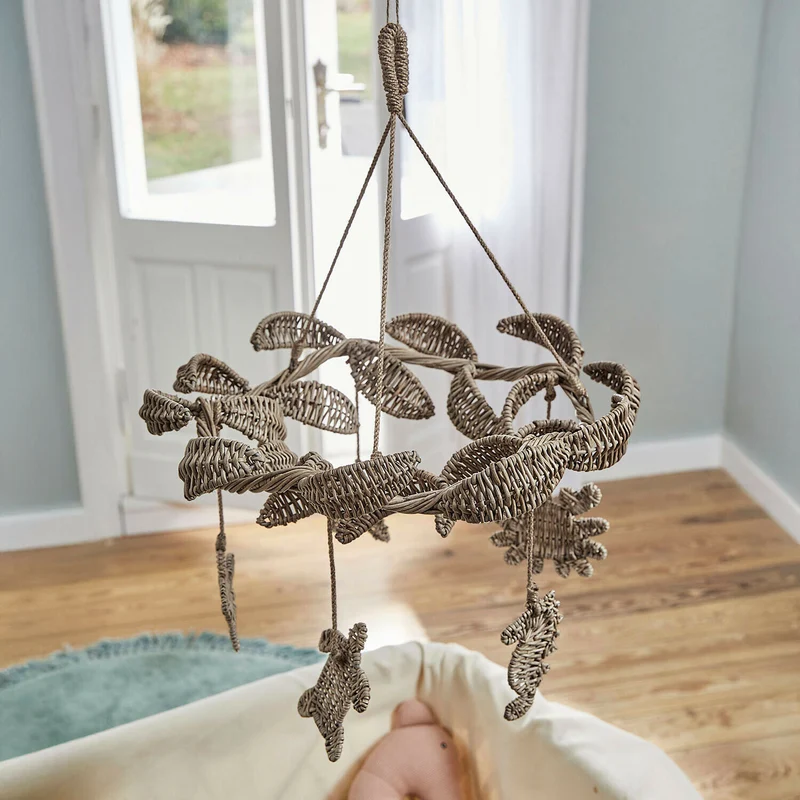 ÉTOILE Hängemobil – Handgefertigtes Baby-Mobile mit Stern-Design aus Rattan für ruhige Schlafatmosphäre