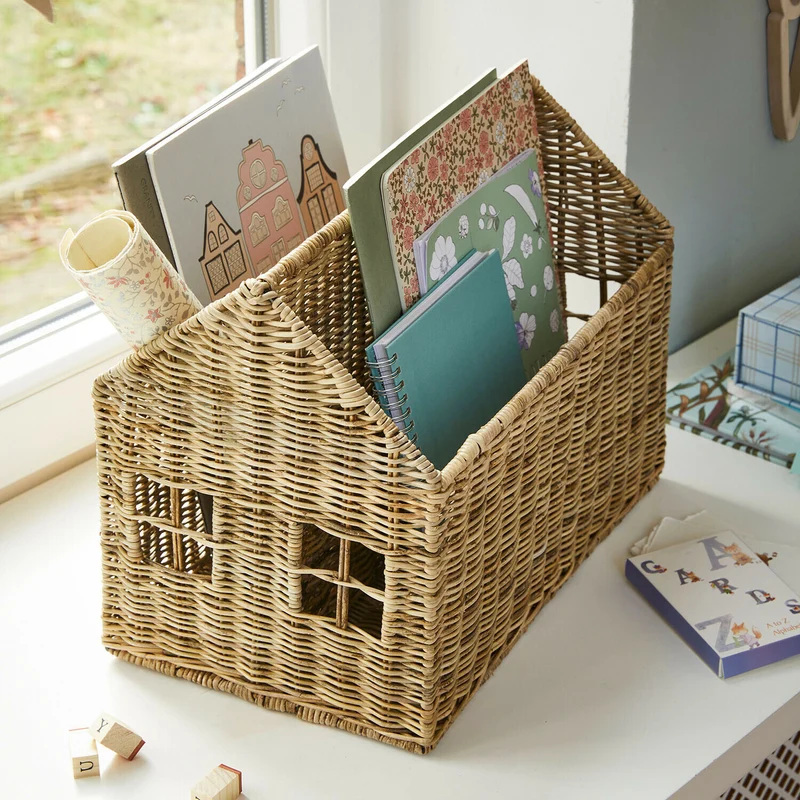 TILLYROO Hauskorb für Kinder – Handgefertigter Rattan Aufbewahrungskorb mit Hausdesign