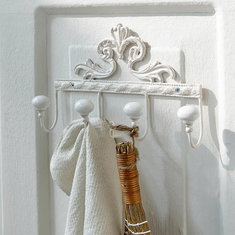 CHER Hakenleiste – Vintage Wandgarderobe aus Messing mit Keramikknöpfen