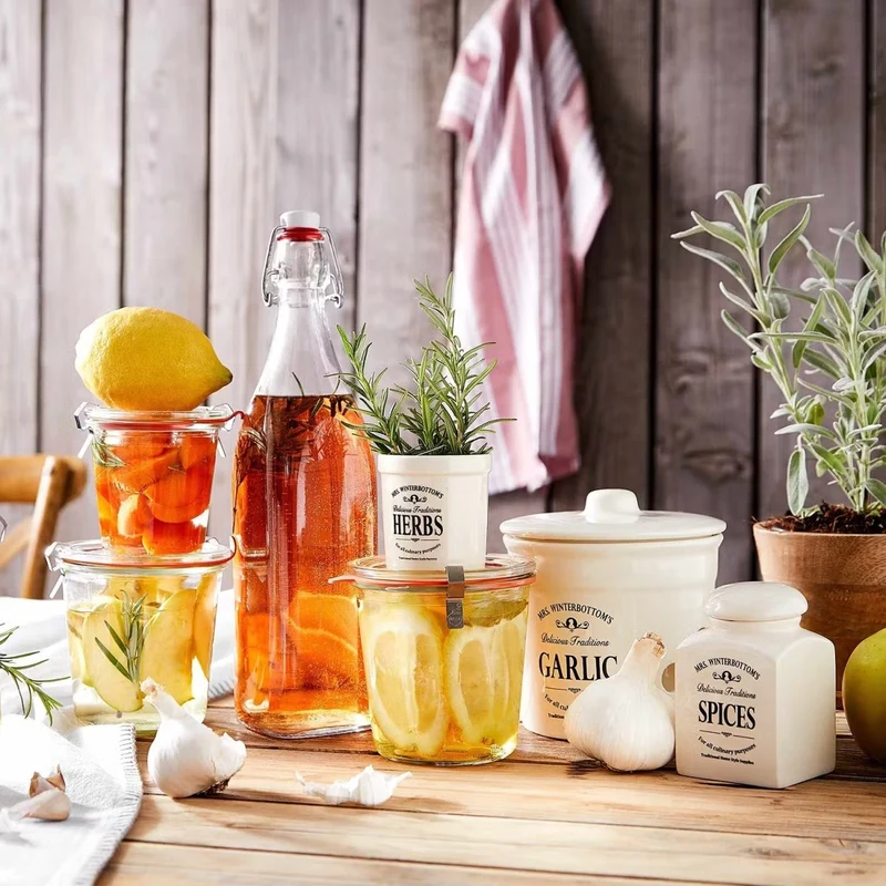 Mrs. Winterbottom's Knoblauchtopf – Vintage Vorratsdose Aus Steingut