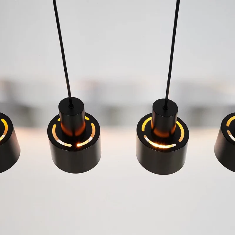 ISAK Pendelleuchte – Moderne 4-flammige Industrial Deckenlampe aus Eisen