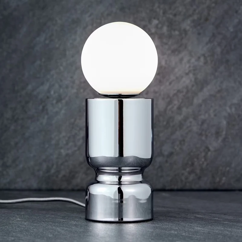 CHROME Tischleuchte – Moderne Glas- & Chrom-Design Tischlampe