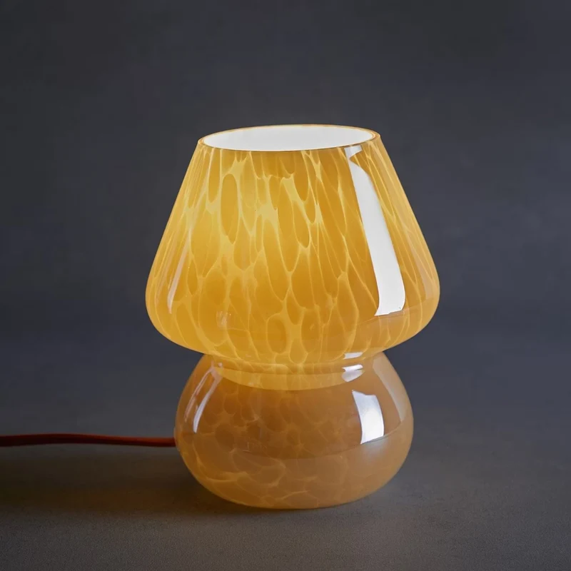 VERRE Tischleuchte – Moderne Pilzlampe aus Glas mit Warmem Lichtakzent