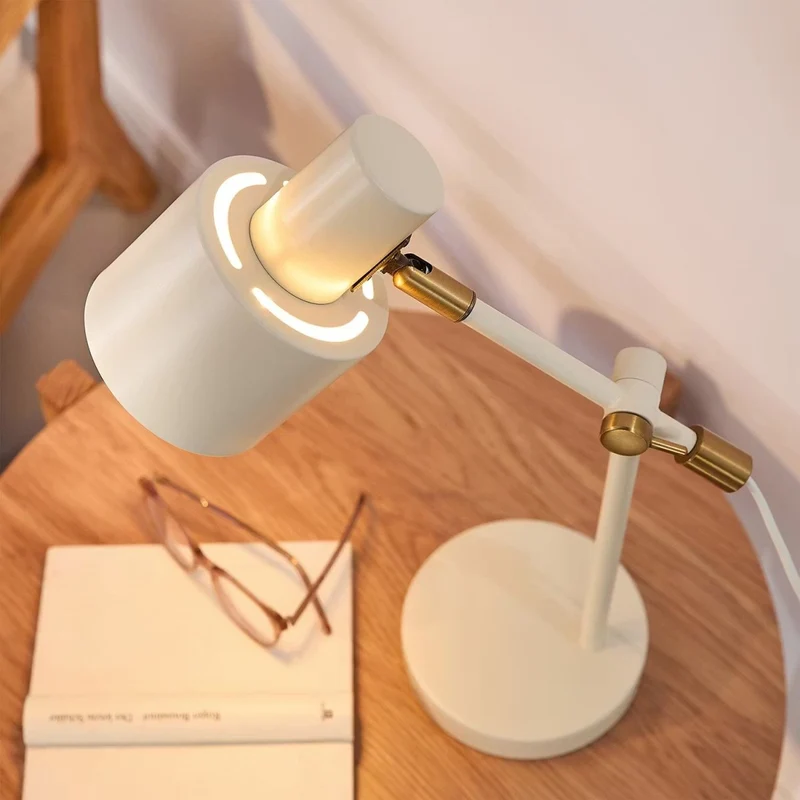 ISAK Schreibtischleuchte – Skandinavische Tischlampe Mit Verstellbarem Design