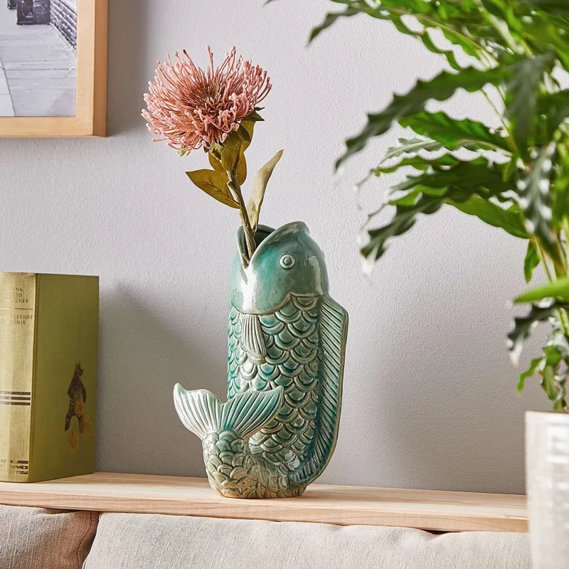 KOI Vase – Dekorative Fischvase aus Steingut