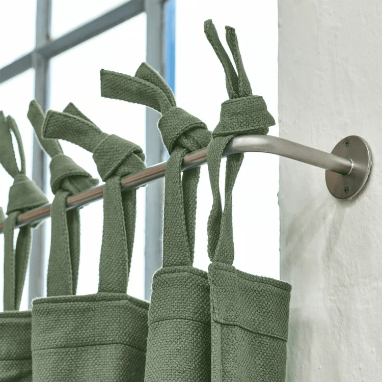 OMARA Vorhangstange – Minimalistisches, ausziehbares Gardinenstangensystem