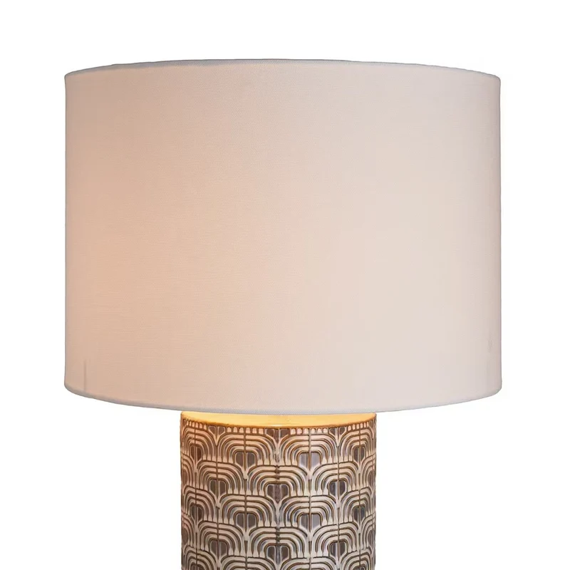 YUKI Tischleuchte – Minimalistische Tischlampe Mit Moderner Eleganz