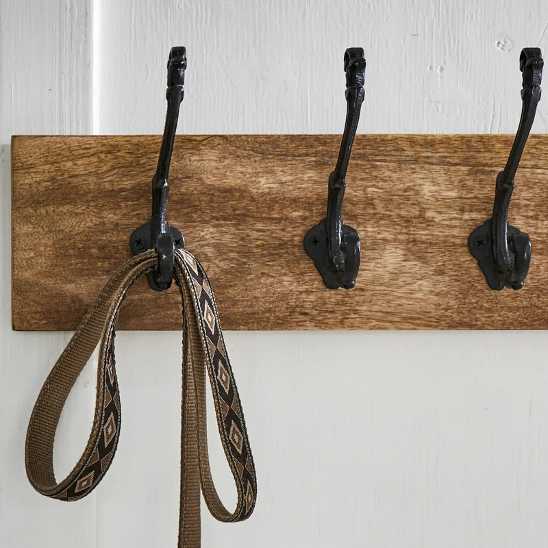 Hakenleiste Taylors Island – Garderobenleiste Aus Mangoholz Und Eisen Im Vintage-Stil