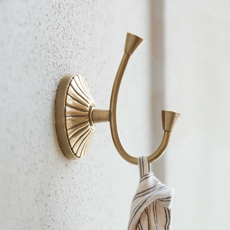 TERLING Wandhaken – Eleganter Messinghaken Mit Vintage-Charme
