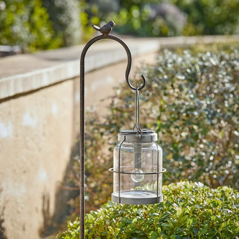 ANIÈRES Solar-Laterne – Vintage Gartenbeleuchtung mit solarbetriebener Eleganz