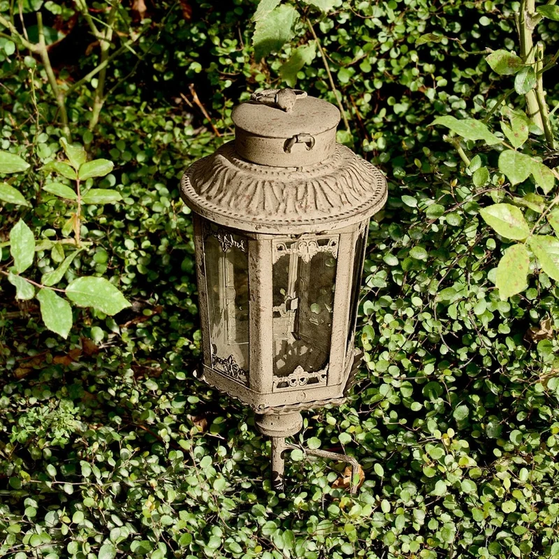 QUENDIRA LED-Laterne – Vintage Gartenlaterne Mit Erdspieß