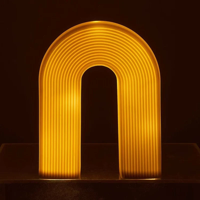 RAINBOW LED-Tischleuchte – Dekorative Porzellan-Leuchte In Regenbogenform