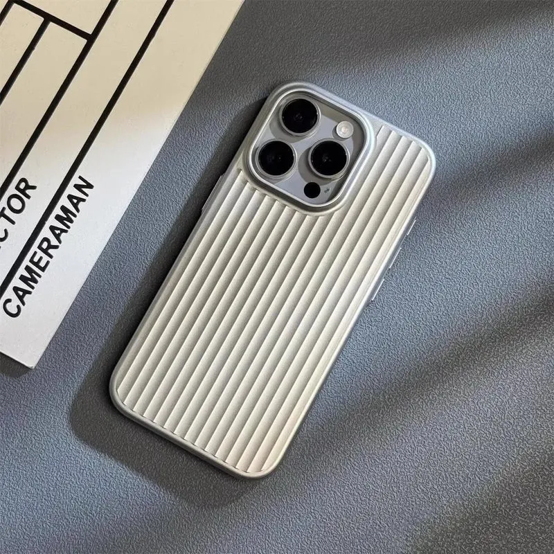 iPhone Hülle mit Rillenstruktur – Schlanke Schutzhülle mit Kamera- und Kratzschutz