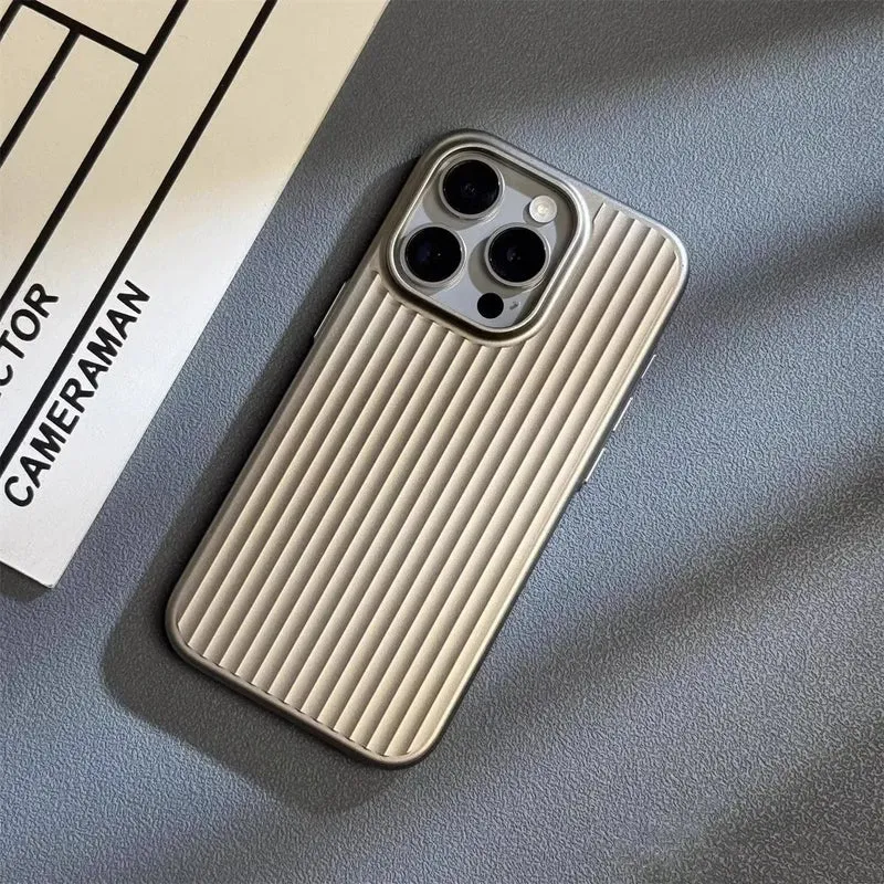 iPhone Hülle mit Rillenstruktur – Schlanke Schutzhülle mit Kamera- und Kratzschutz