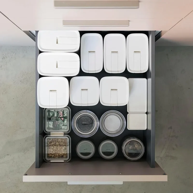 Keyuca Small Airtight Lever Canister - Kitchen Storage