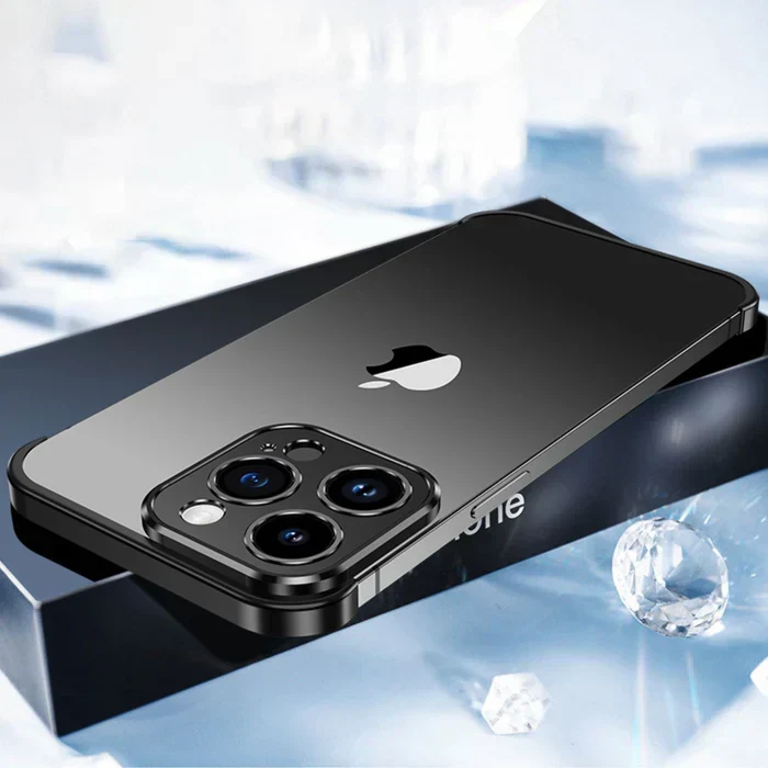 AegisCase – Dünne iPhone Hülle aus Metall – Robuster Schutz & Design