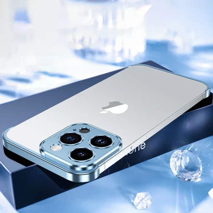 AegisCase – Dünne iPhone Hülle aus Metall – Robuster Schutz & Design