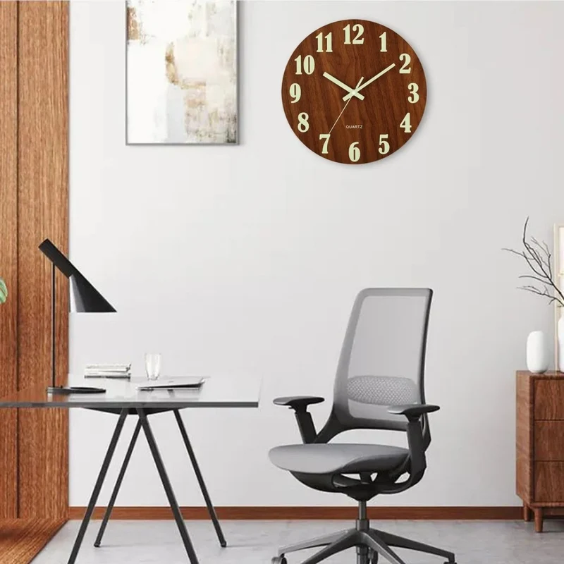 SERENOTIME – Minimalistische Quarzwanduhr Mit Sanftem Leuchteffekt
