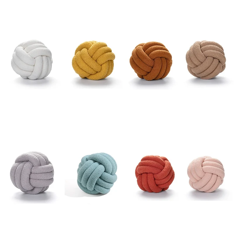 Knotiva – Dekokissen Baumwollfleece mit Dreifachknoten Design
