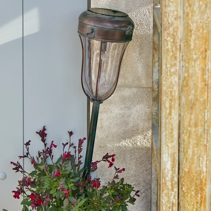 WYNYARD Solar-Gartenlaterne – Vintage-Solarleuchte mit Erdspieß für stimmungsvolle Gartenbeleuchtung