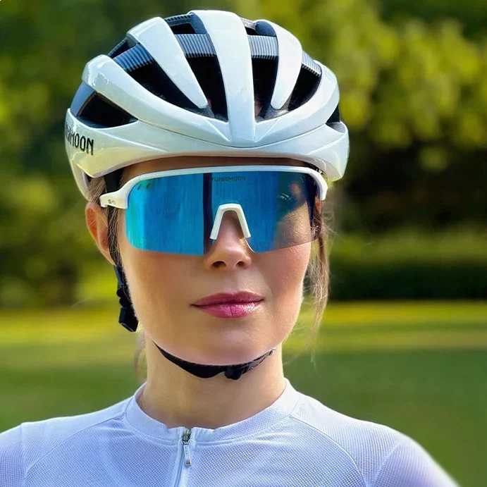 Fahrradhelm – Leichtes Design mit Belüftungsöffnungen & Verstellbarer Passform