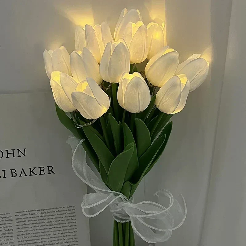 TulipGlow – Tragbare LED Tulpen-Nachtlampe mit Warmlicht – Dekorativ