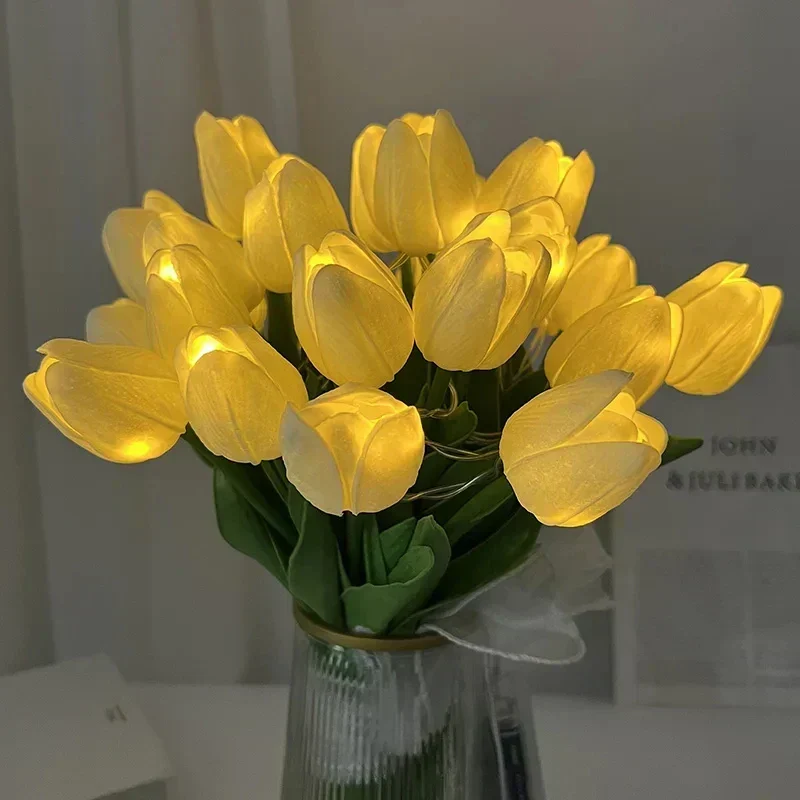 TulipGlow – Tragbare LED Tulpen-Nachtlampe mit Warmlicht – Dekorativ