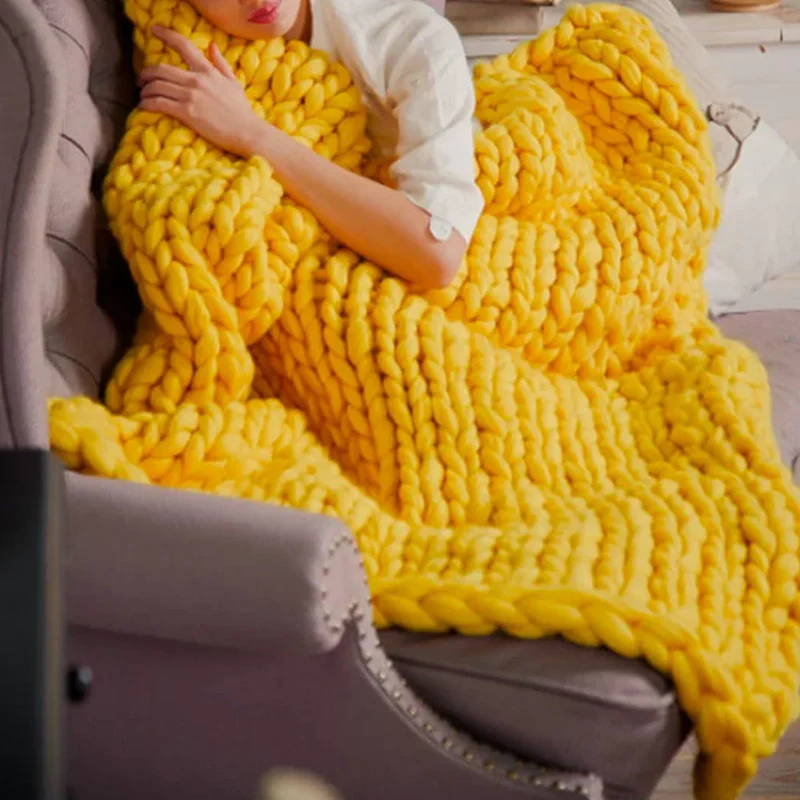 LuxeKnit Chunky XL – Kuscheliges Luxus-Strickgarn trifft stilvolles DIY-Design