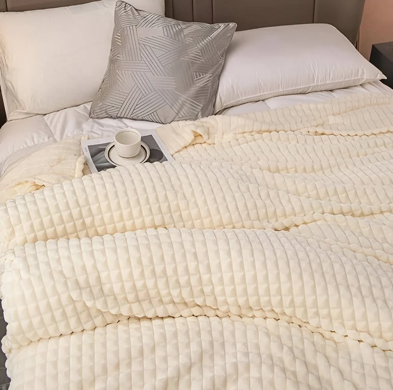 CORALWAVE – Ultra-Weiche Strukturierte Fleece-Decke